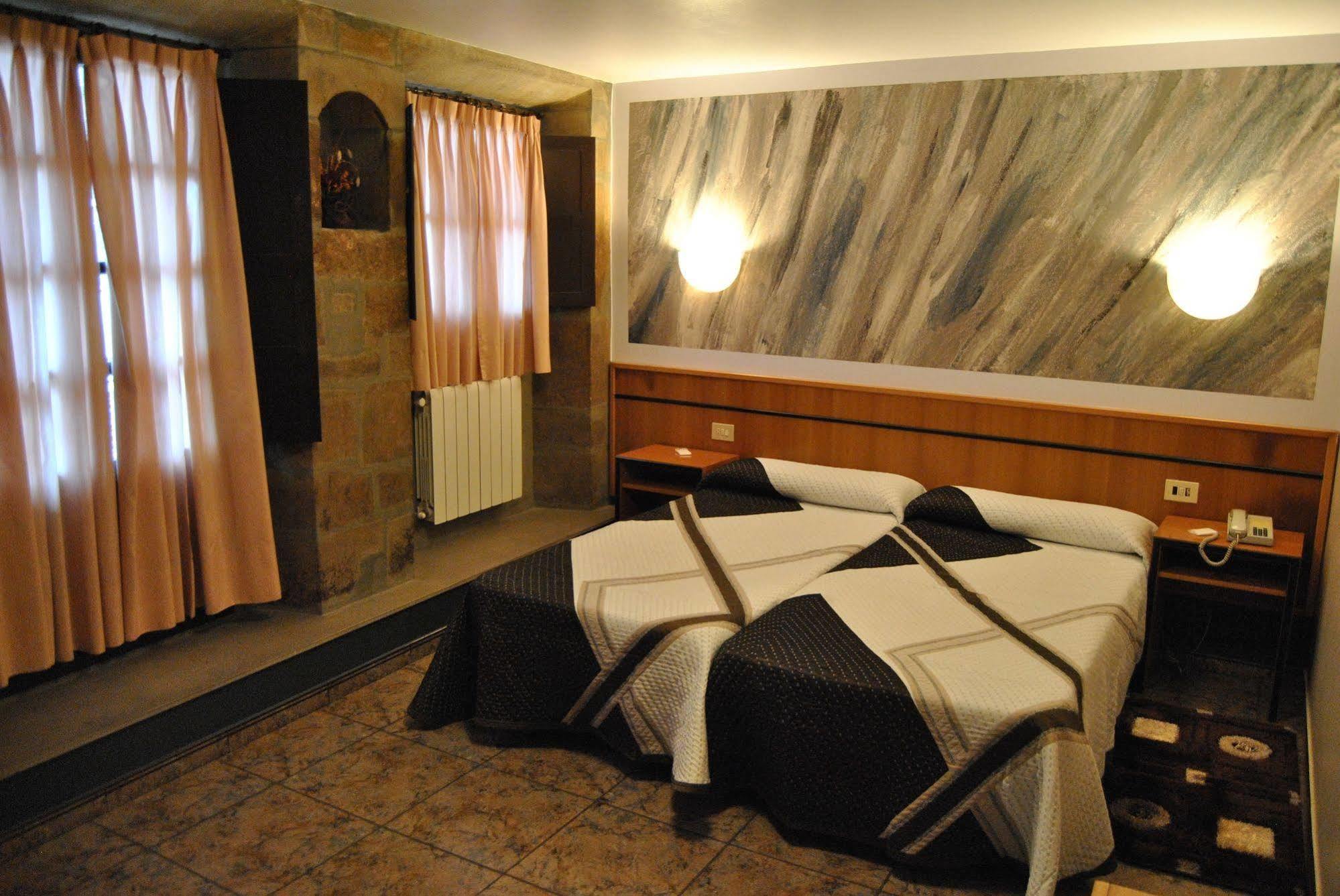 Hotel Palacio De Los Vallados Lastres Extérieur photo